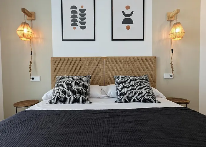 Allonbay Sea View Apartment